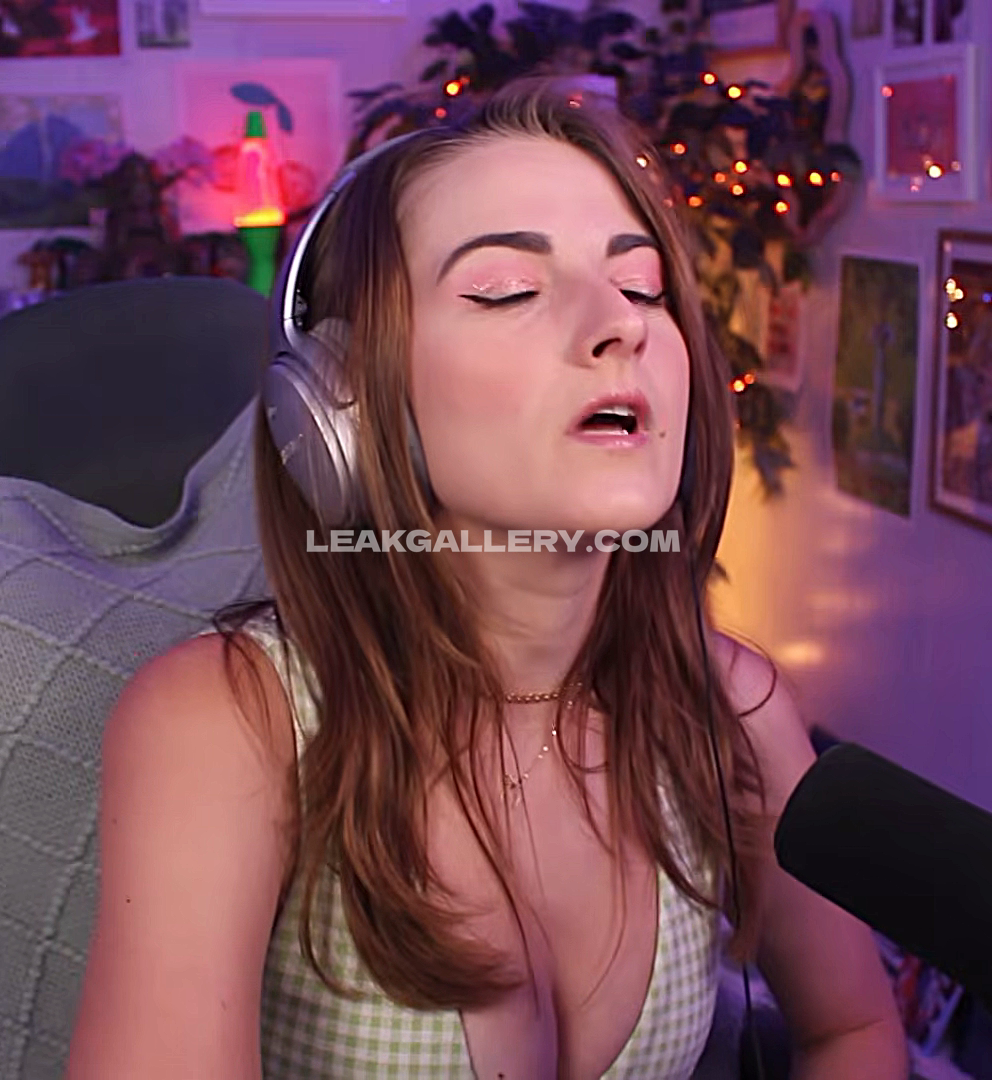 Caitlinmariereacts Exclusive Leaked Nude OnlyFans #12921912