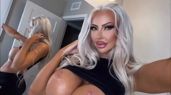 Callmecourtnay_ Thong Pulling Ass Shot OnlyFans Video Leaked