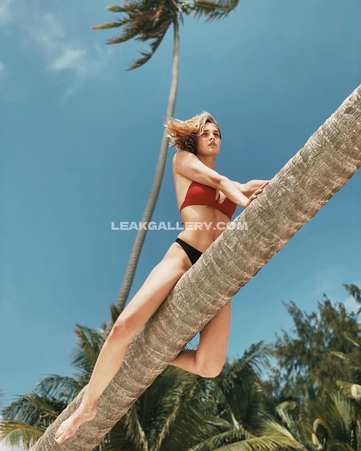 Camille_lou Exclusive Leaked Nude OnlyFans #13483135
