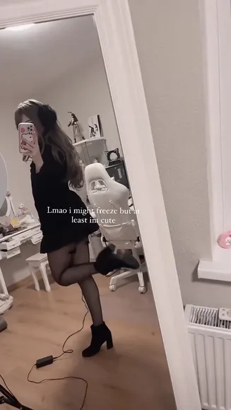 Candy_ballll Black Mini Dress Tease OnlyFans Video Leaked