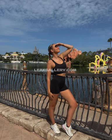Caramarie677 Sporty Black Shorts Pose OnlyFans Photo Leaked