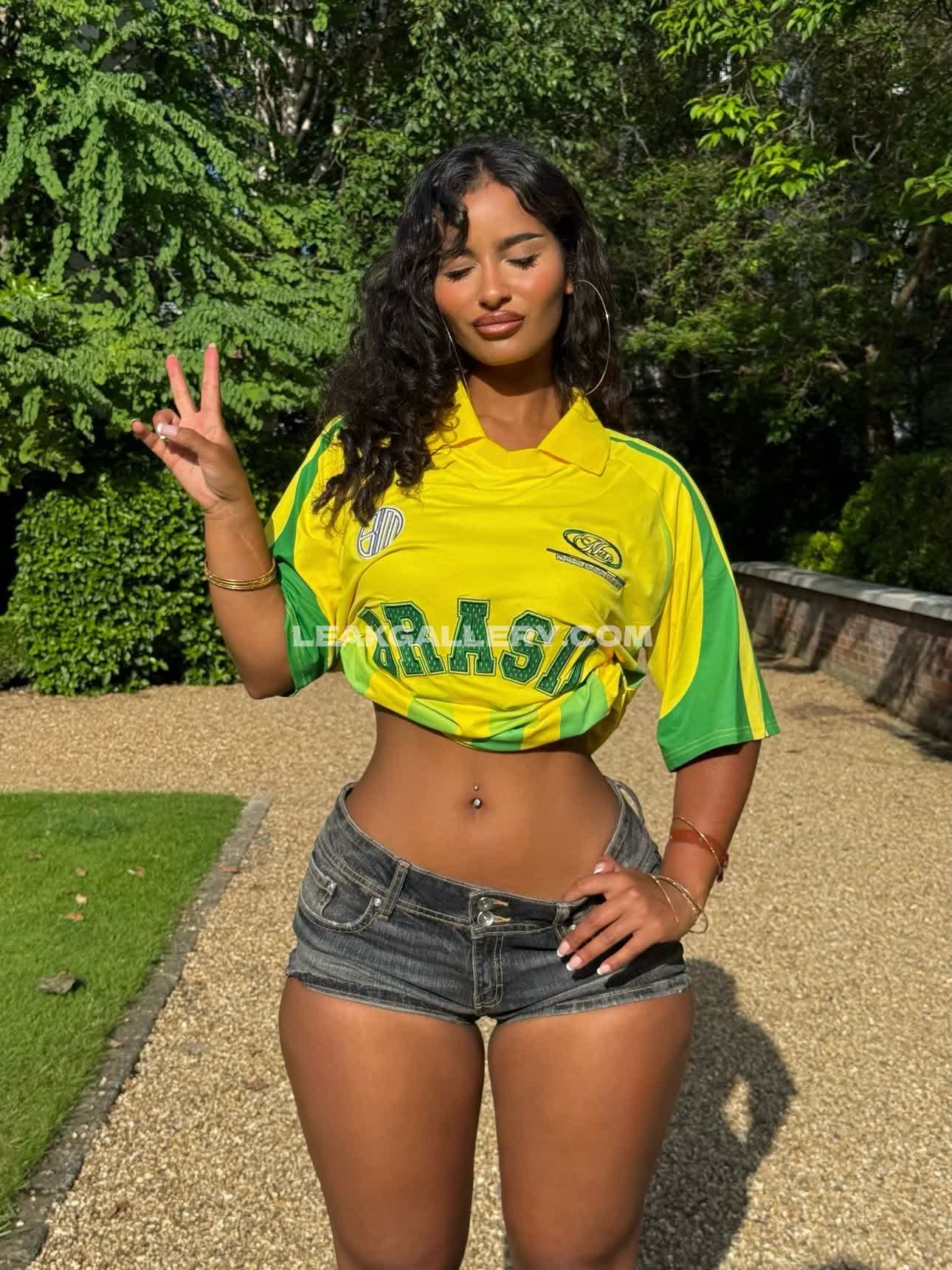 Carlaalison_n Exclusive Leaked Nude OnlyFans #12952650
