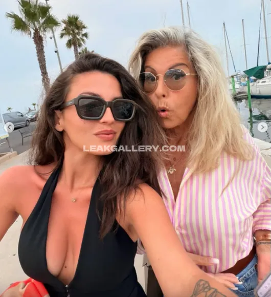 Caroline_margeridon Exclusive Leaked Nude OnlyFans #13667131