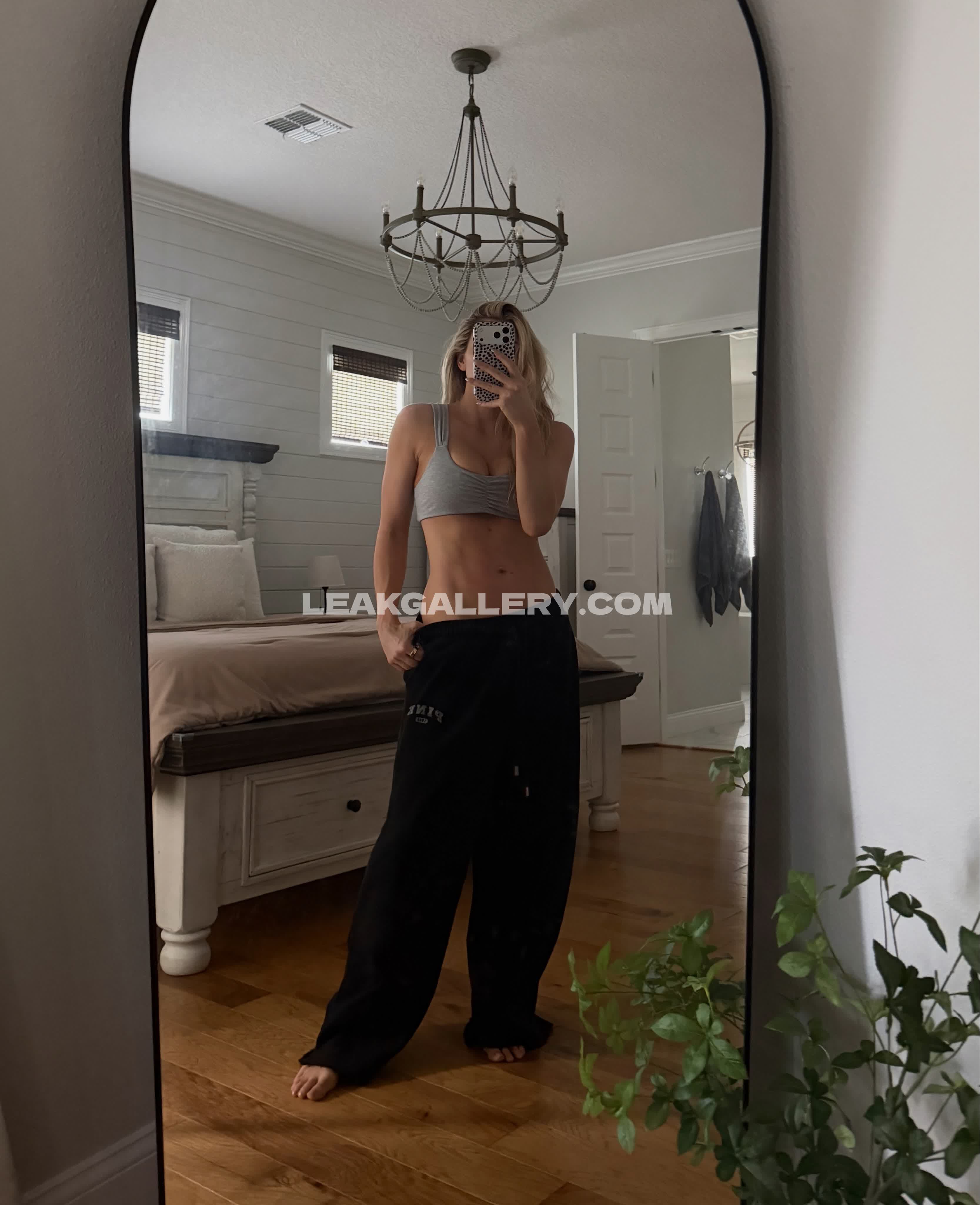 Cassielee Exclusive Leaked Nude OnlyFans #12868525