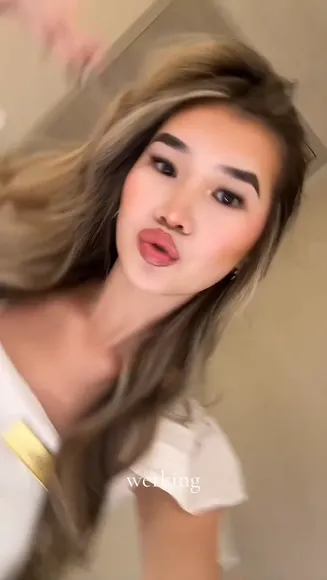 Cathleenzehn Peplum Top Tease OnlyFans Video Leaked