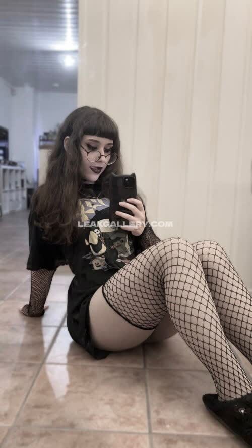 Catluvsfrogs Exclusive Leaked Nude OnlyFans #14537960