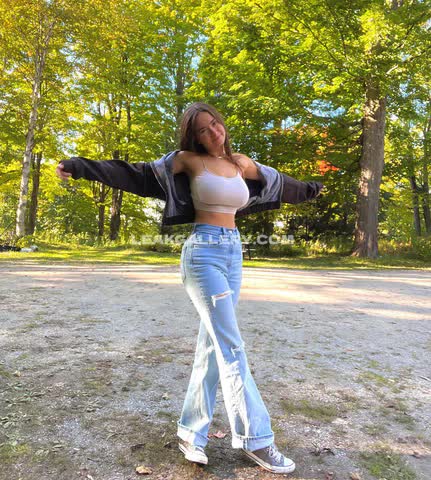 Cecerosee... White Bralette Outdoor Pose OnlyFans Photo Leaked
