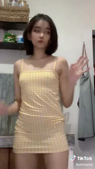 Chinachi Yellow Checkered Dress Tease OnlyFans Video Leaked