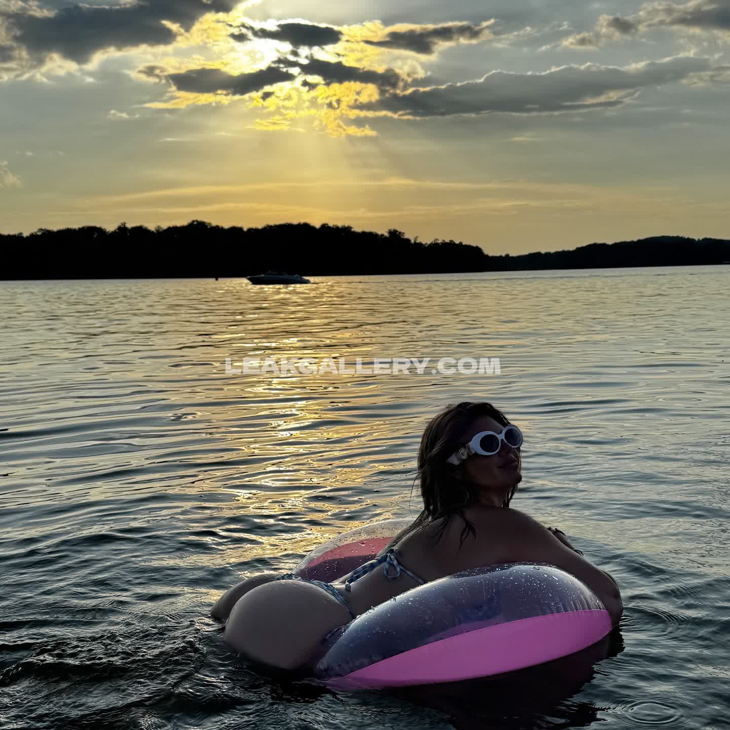Chanelbestcoast / chanel_west_coast Exclusive Leaked Nude OnlyFans #13085394