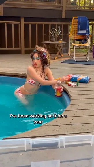Chappellroan Poolside Heart Bikini Tease OnlyFans Video Leaked