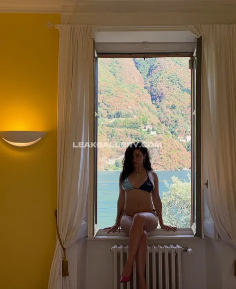 Charli_xcx Bikini Window Perch OnlyFans Photo Leaked