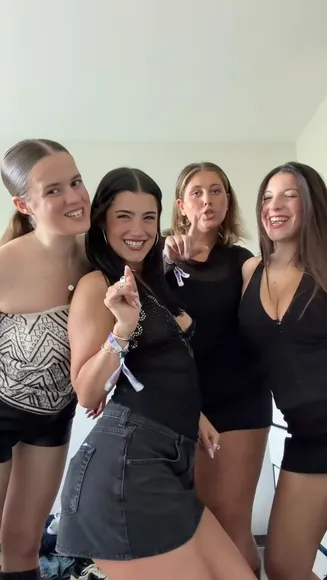 charlidamelio video thumbnail