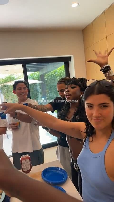 Charlidamelio / charli_damelio Exclusive Leaked Nude OnlyFans #13009757