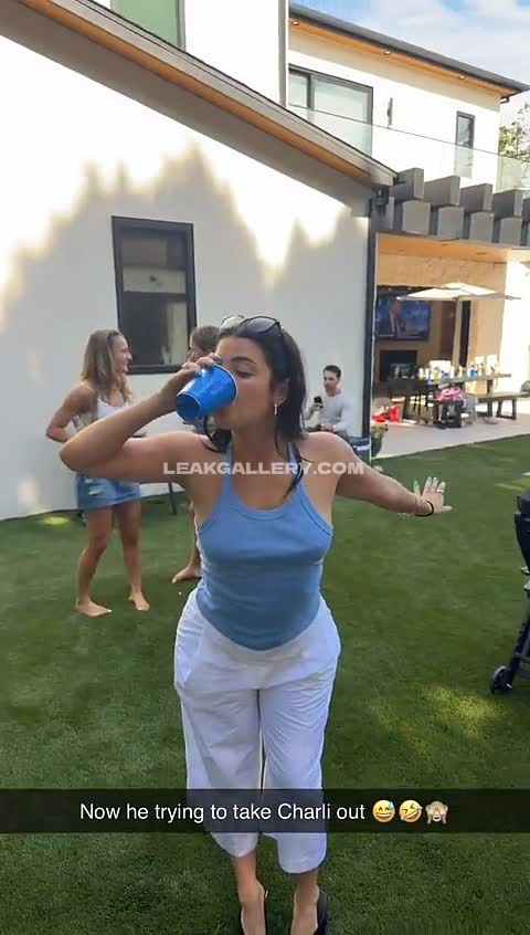 Charlidamelio / charli_damelio Exclusive Leaked Nude OnlyFans #13009754