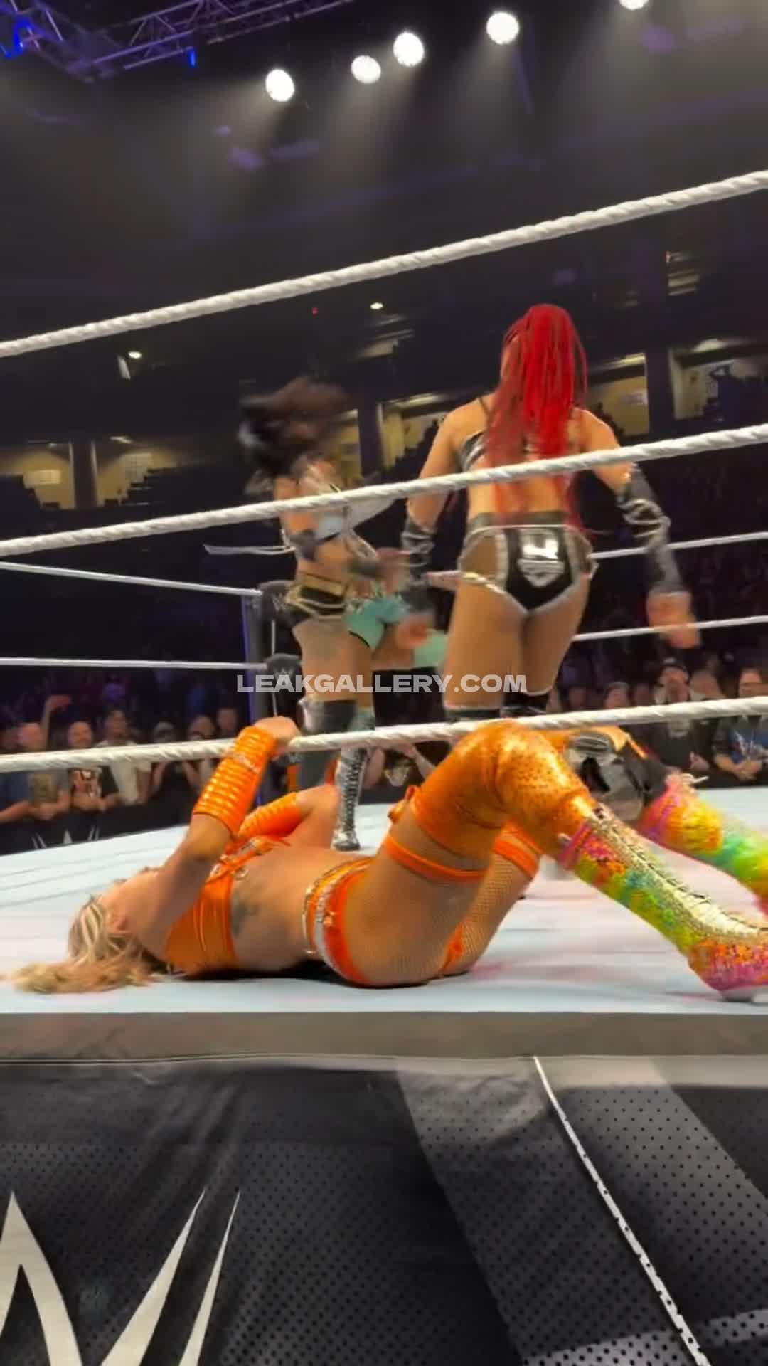 Charlottewwe Exclusive Leaked Nude OnlyFans #13331511