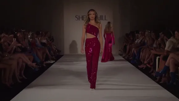 Charlyjordan Sequined Bodysuit Strut OnlyFans Video Leaked