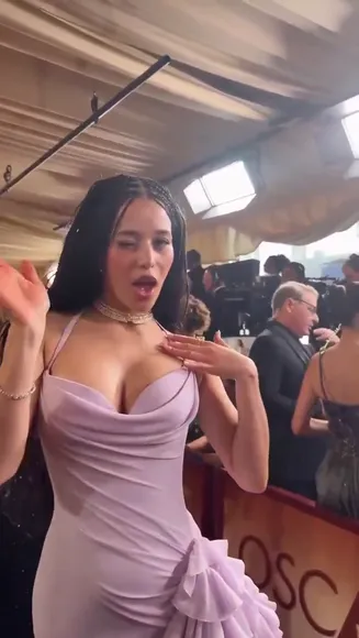 Chase.infiniti Plunging Lilac Gown Pose OnlyFans Video Leaked
