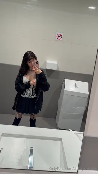 Cherrycute666 Corset Top Tease OnlyFans Video Leaked