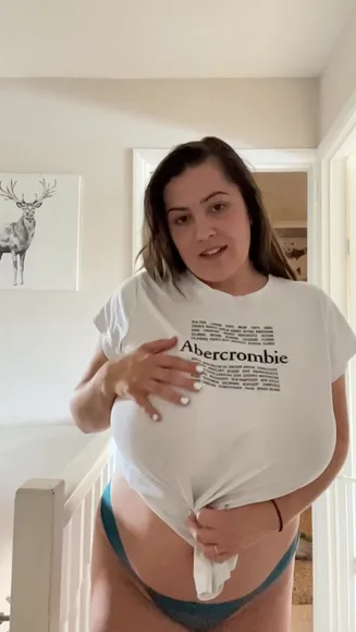 Cherylann_gg Tits Out Tease OnlyFans Video Leaked