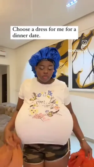Chiomalovv Low-Cut Orange Dress OnlyFans Video Leaked