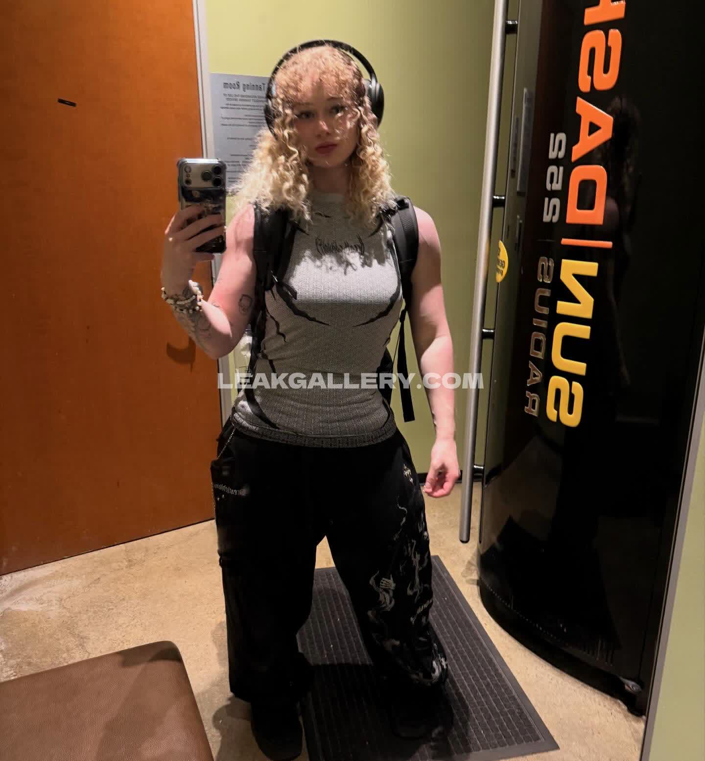 Chloemirisch Exclusive Leaked Nude OnlyFans #13245928
