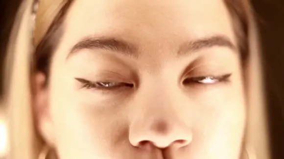 Chonany Close-Up Face Tease OnlyFans Video Leaked