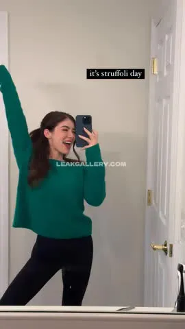 chrissycostanza