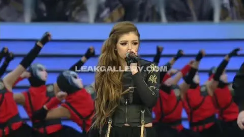 chrissycostanza