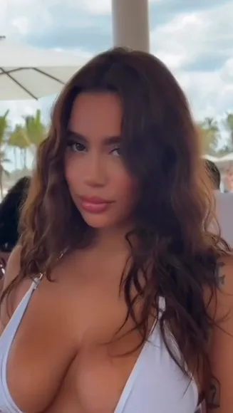 Chromazz White Bikini Cleavage OnlyFans Video Leaked