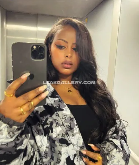 Chvrrie Exclusive Leaked Nude OnlyFans #15960168
