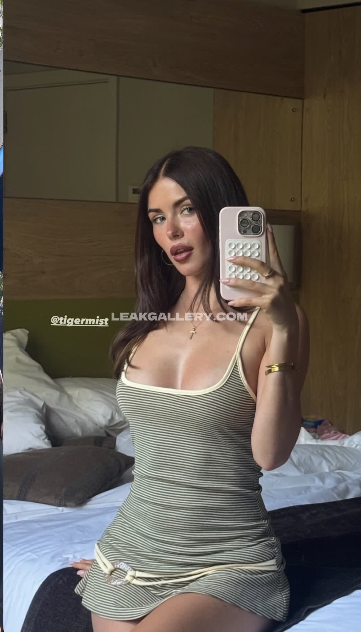Clarissabeaa Exclusive Leaked Nude OnlyFans #12640031