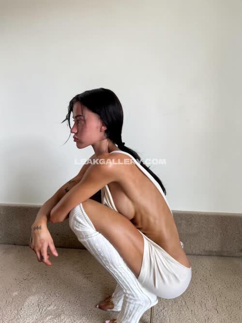 Claudia_valentina__ Exclusive Leaked Nude OnlyFans #12104339