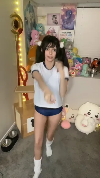 Clownhop Shorts And Socks Tease OnlyFans Video Leaked