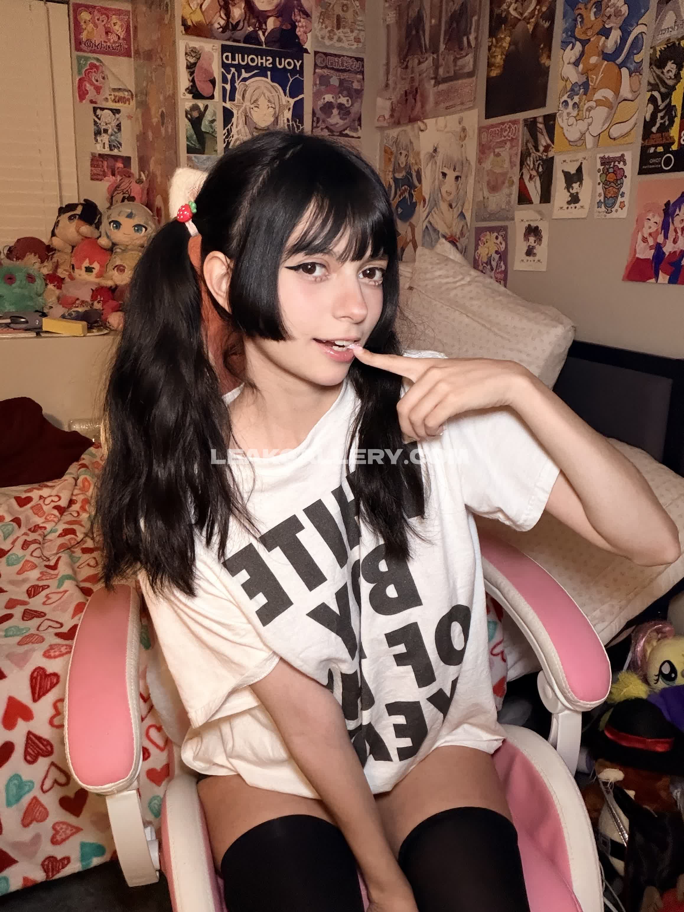 Clownhop Exclusive Leaked Nude OnlyFans #13382923
