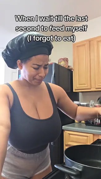 Coco Black Tank Top Cooking OnlyFans Video Leaked