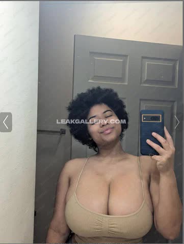 Coco Braless Boob Display OnlyFans Photo Leaked