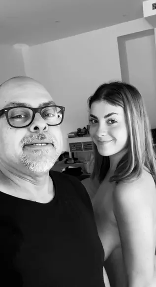 Collection Topless Selfie With Man OnlyFans Video Leaked