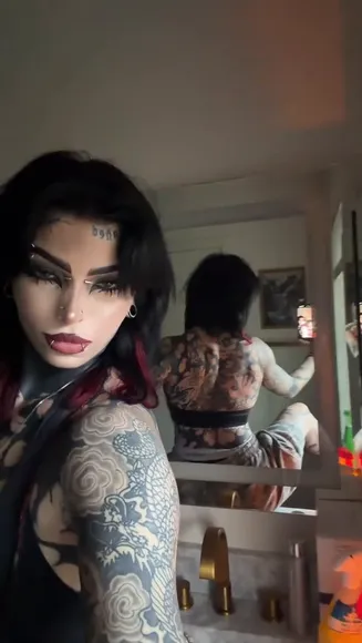 Comeovwhenursober Tattooed Body tease OnlyFans Video Leaked