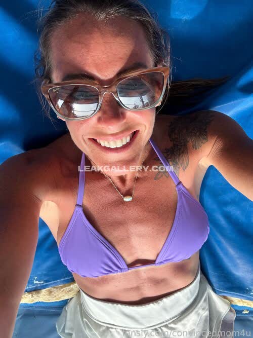Convincedmom4u / convincedmom4ufree Exclusive Leaked Nude OnlyFans #12177977