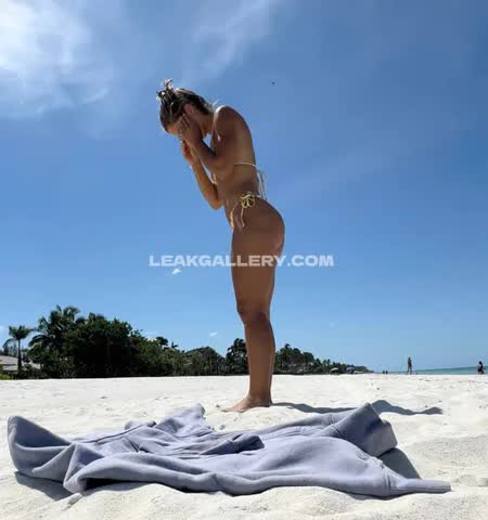 Corina_907 / Corina907 Exclusive Leaked Nude OnlyFans #13678861