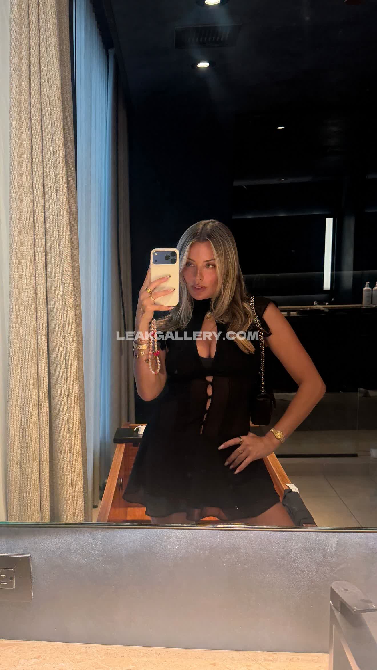 Corinnakopf / corinakopf / corinniakopf / corrinakopf Exclusive Leaked Nude OnlyFans #12962690
