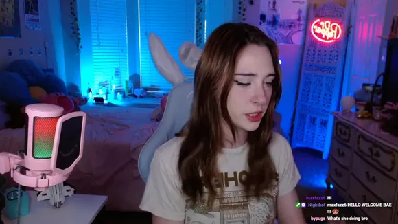 Cosmicase Casual T-Shirt Chat OnlyFans Video Leaked