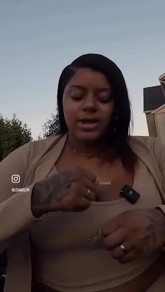 Cottonsoftniah Tattooed Hands Adjusting Top OnlyFans Video Leaked