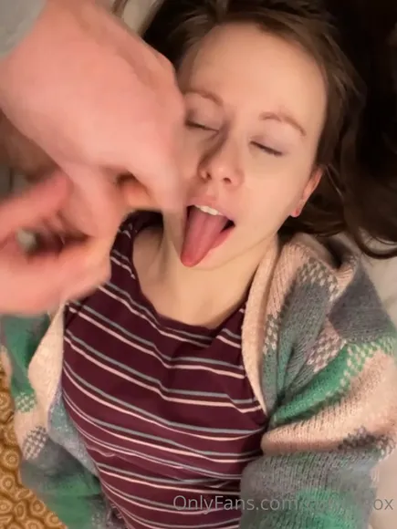 Cottonsox Tongue Out Tease OnlyFans Video Leaked