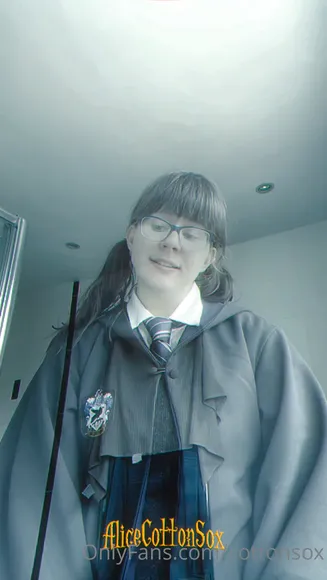 Cottonsox Schoolgirl Uniform Tease OnlyFans Video Leaked