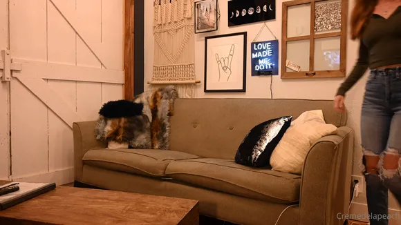 Cremedelapeach Bent Over Ass Display OnlyFans Video Leaked