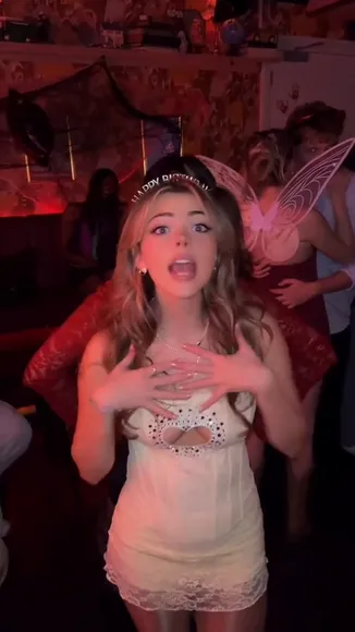 Cressiew Heart Cutout Dress Tease OnlyFans Video Leaked