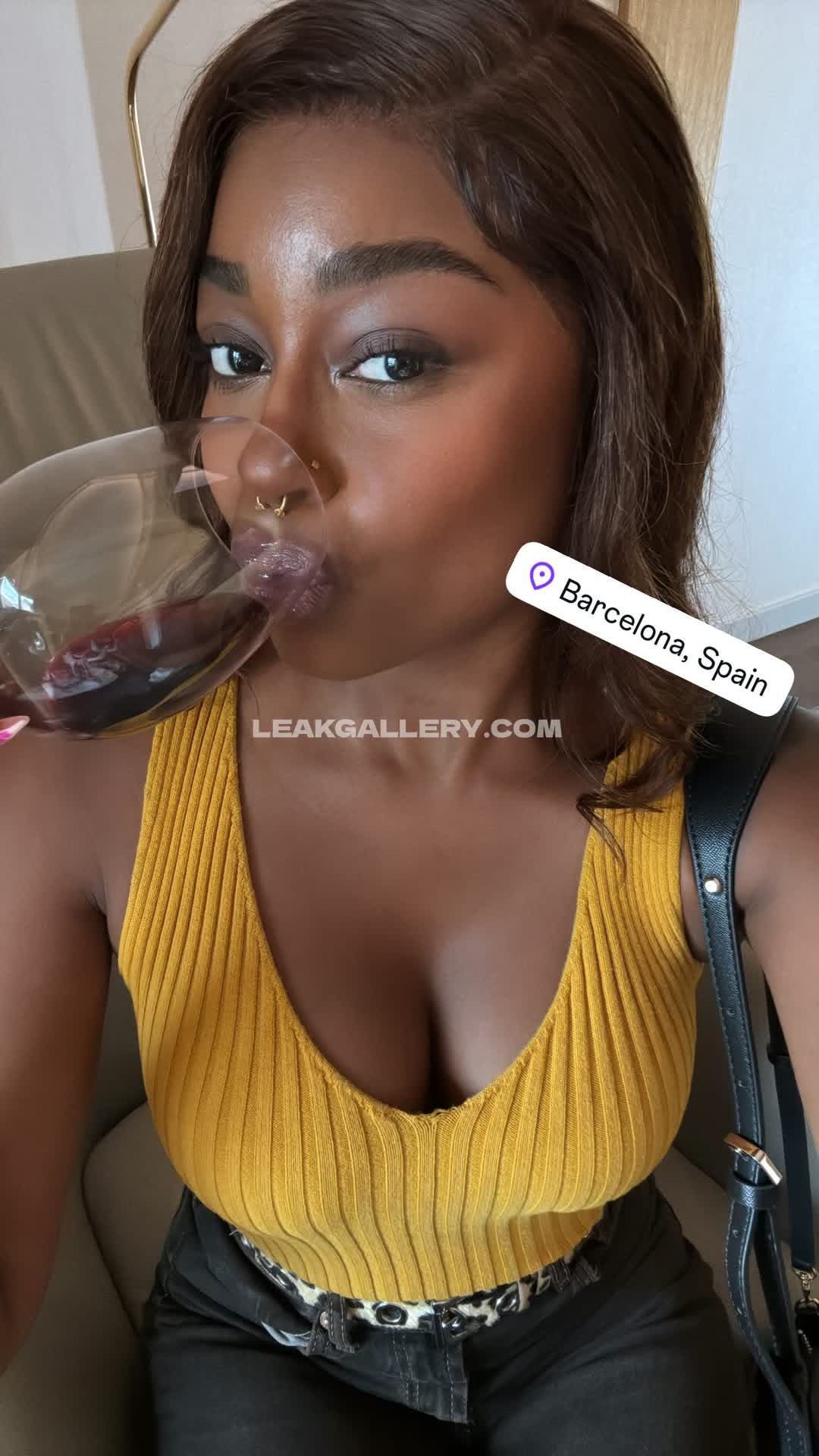 Crybabybih / destiny_mira Exclusive Leaked Nude OnlyFans #12804991