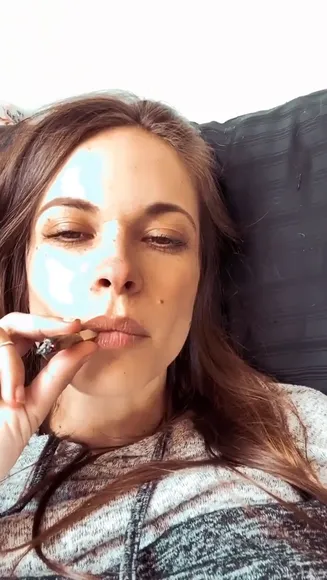 Crystalknight_https Hoodie Open Showing Boobs OnlyFans Video Leaked