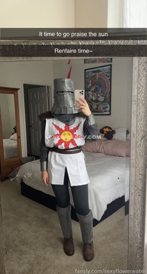 Cuck_pov... Knight Costume Selfie OnlyFans Photo Leaked